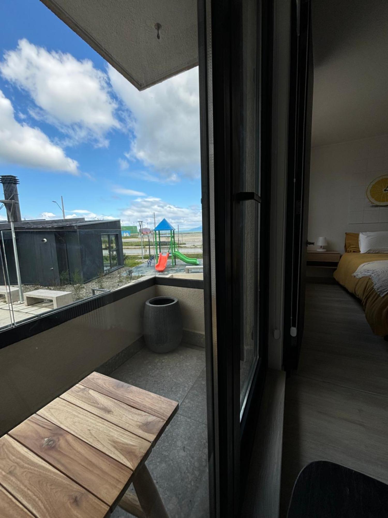 Apartment By Toore Patagonia ปวยร์โตนาตาเลส ภายนอก รูปภาพ